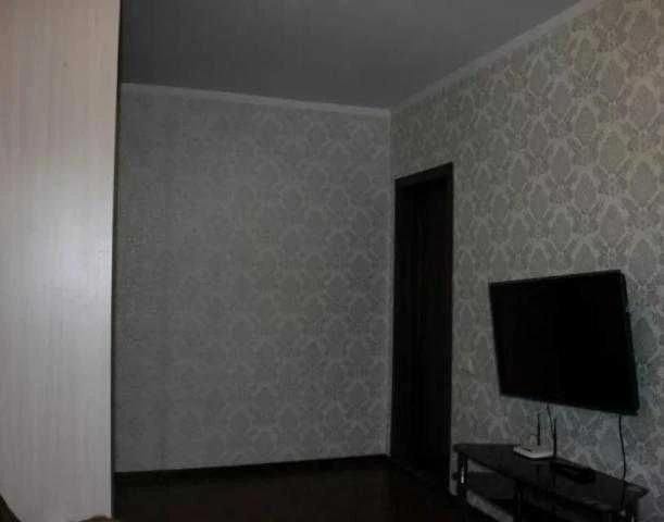 Selling 1 room, major renovation, Osnova.