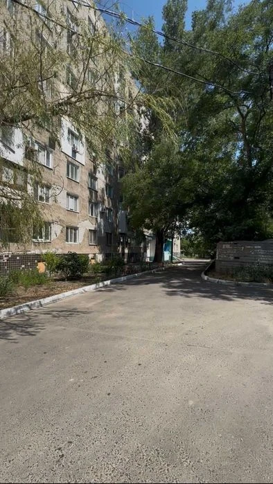 Продам комнату в малосемейке у моря.