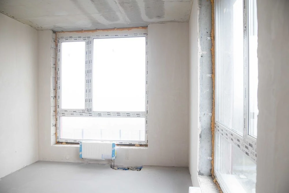 Ready 2-room apartment in Kyiv. You can buy and start renovating