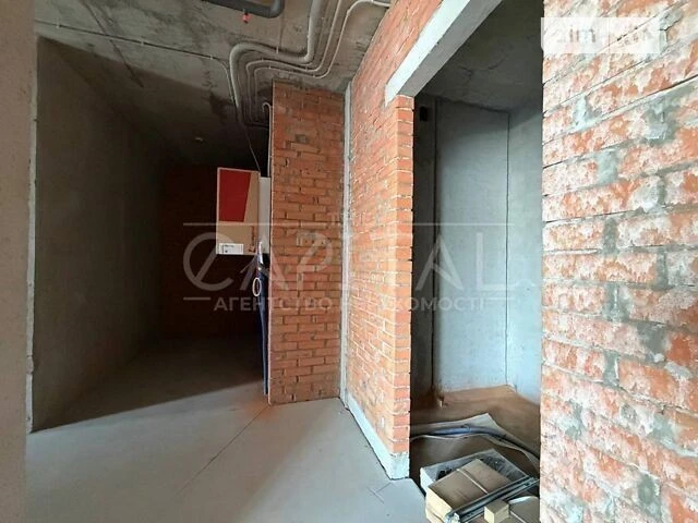 Sale of 3-room apartment 121.7 sq. m. on Antonovycha st. 136-138 •