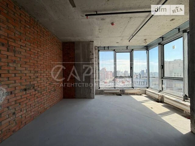Sale of 3-room apartment 121.7 sq. m. on Antonovycha st. 136-138 •