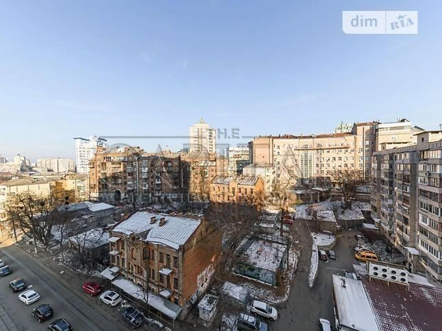Sale of 3-room apartment 110 sq. m on Dmytrivska Street 75 • ID 347