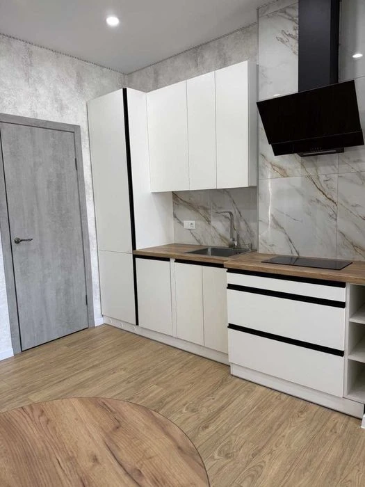 Apartment for sale with renovation Park Peremohy residential complex Akropol Legal