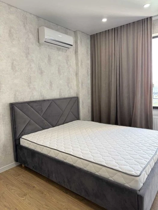 Apartment for sale with renovation Park Peremohy residential complex Akropol Legal