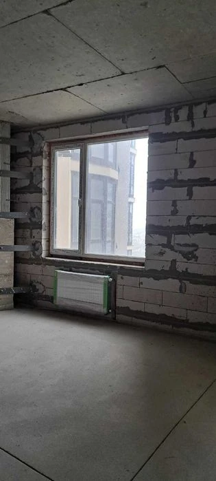 Продам квартиру 80 кв.м. на 16 в. Б.Фонтана