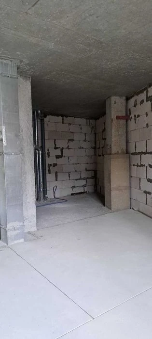 Продам квартиру 80 кв.м. на 16 в. Б.Фонтана