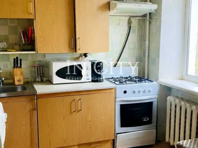 Apartment. Kyiv, Yevhena Konovaltsa St. (Shchorsa), 15 k