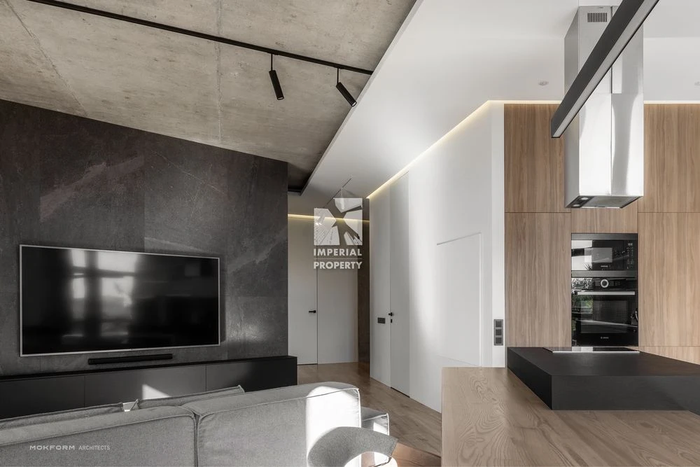 Продажа 3-х кім дизайнерської квартири в центрі Ужгорада!