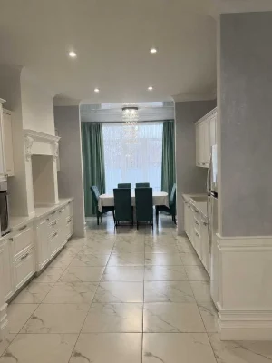 Продаж будинку 230м2 19сот  №15122