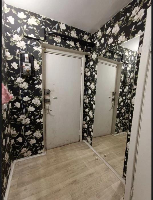 Продам 1к Квартиру пр. А. Поля