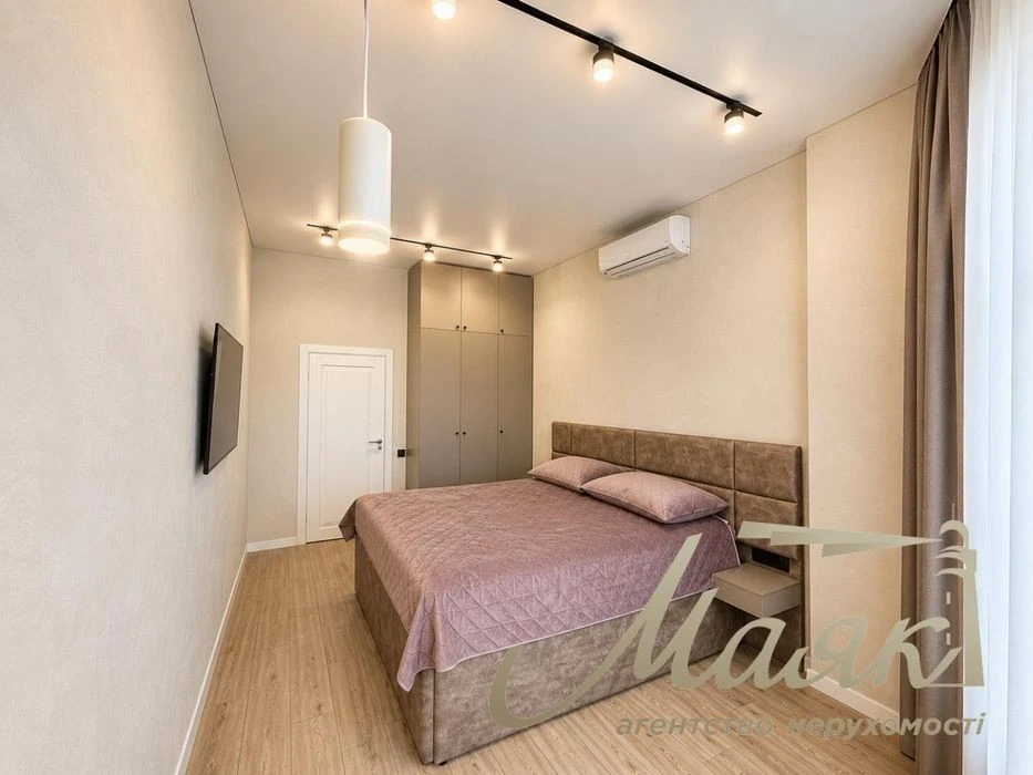 2-room apartment for sale 60 m² in residential complex "52 Perlyna"/Pechersk