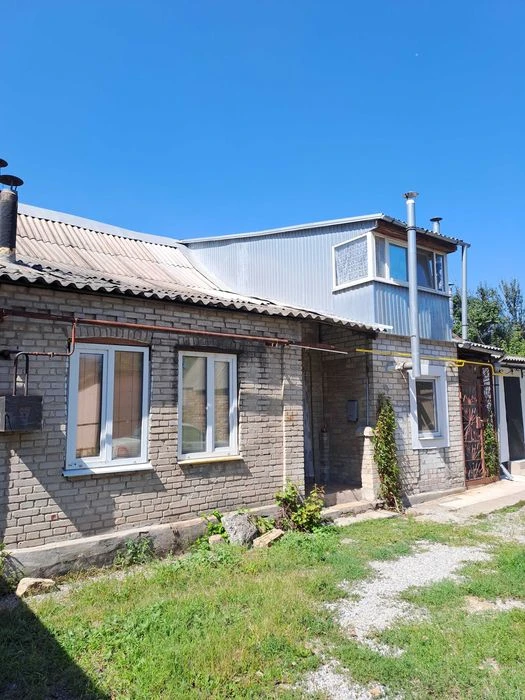 Sale of part of a house Oleksandrivskyi district