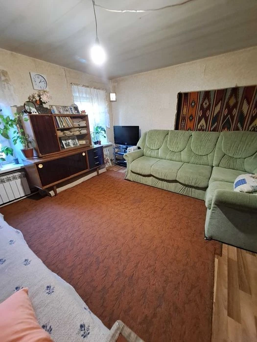Sale of part of a house Oleksandrivskyi district