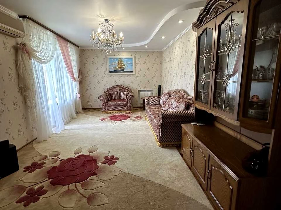 Квартира. Запорожье, Центральный бульв.