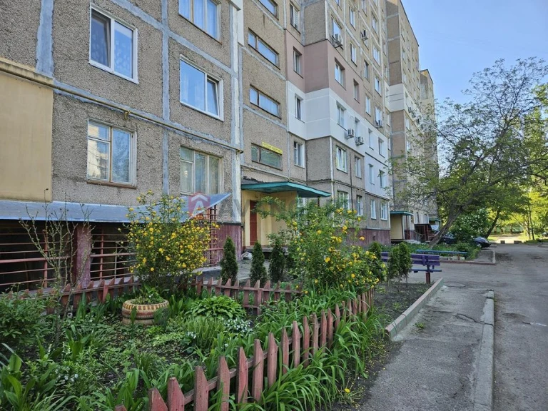 Продаж 3-кім  квартири