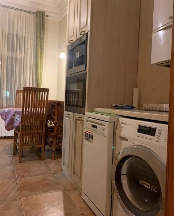 Продам 3к центр Шевченко Яворницкого Карла Маркса Гоголя Вер
