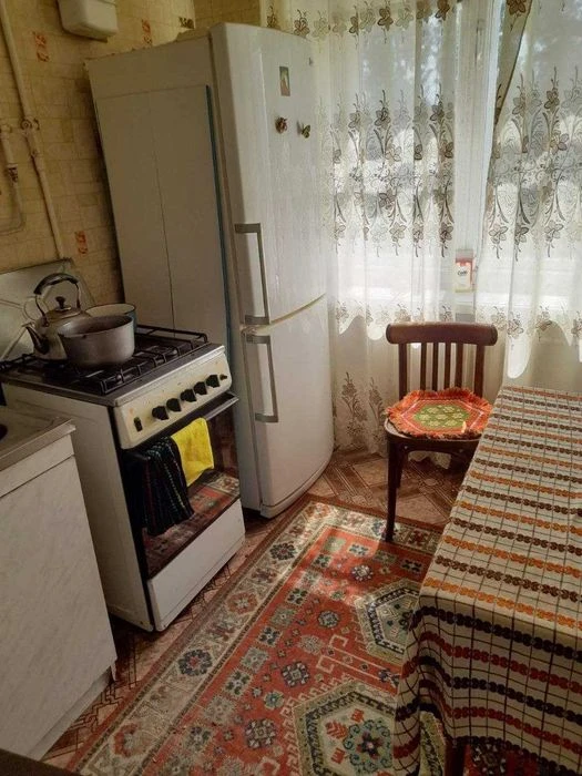 Selling a one-bedroom apartment in Klochkovskaya, Kharkov.