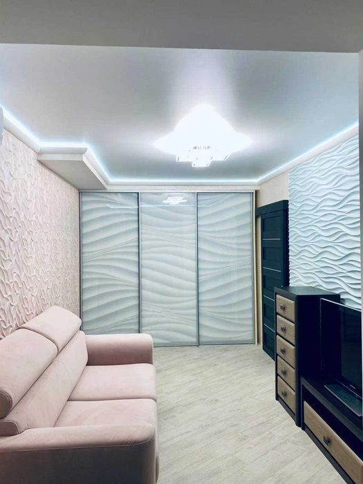 Продажа 2-комнатной квартиры, ЖК Набережный квартал, безнал.