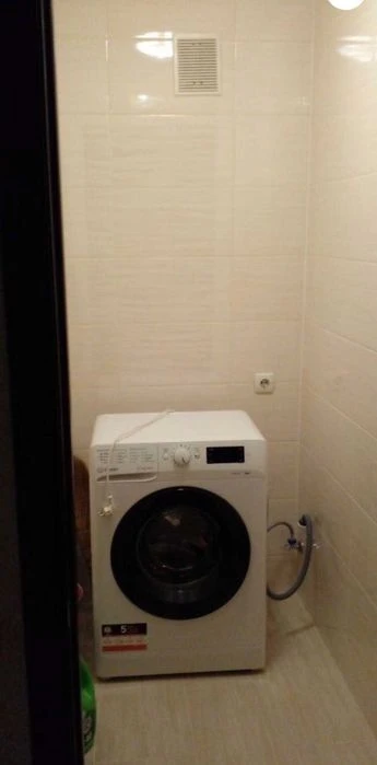Продам 2к квартиру в новобудові, 70кв.м, 6/9 пов, цегла, кот