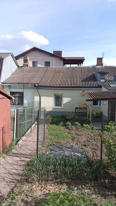 Продам ч/будинка Центр (9842)