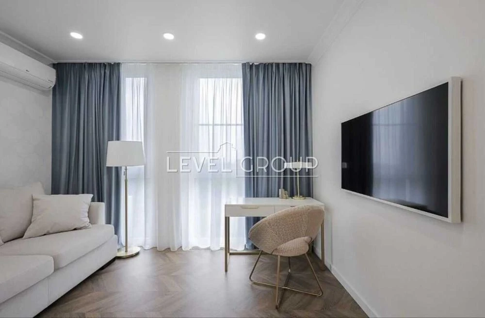 Author's 2-room apartment 79m2 Fayna Town Nivky residential complex