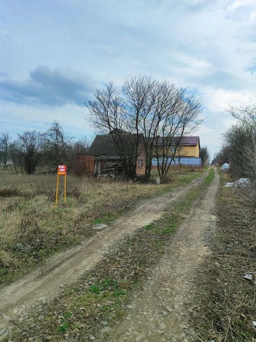 Продаж рівної ділянки 12 соток Дубово