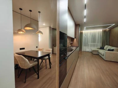 Kyiv, Podilskyi, Residential Complex Varshavskyi 3, New 3-room apartment with renovation