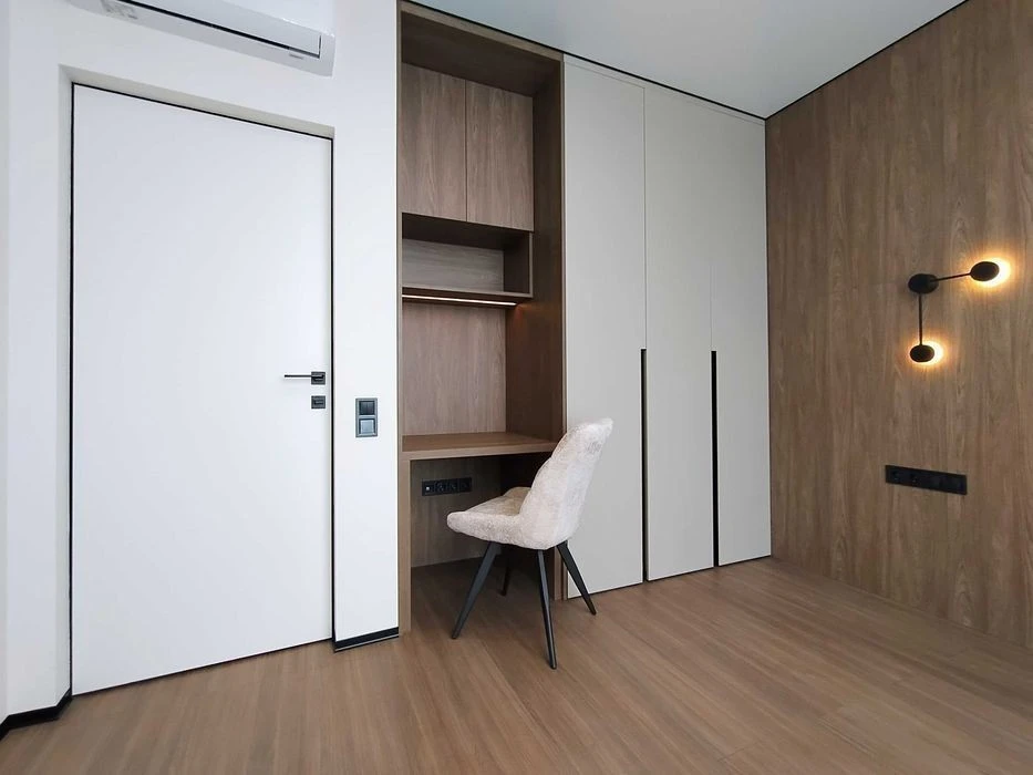 Kyiv, Podilskyi, Residential Complex Varshavskyi 3, New 3-room apartment with renovation
