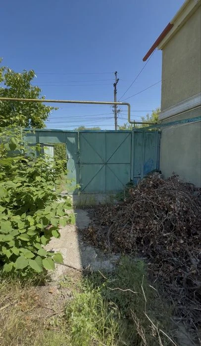 I will sell a plot of land on Bazhan / House of Furniture, 9 acres of land!