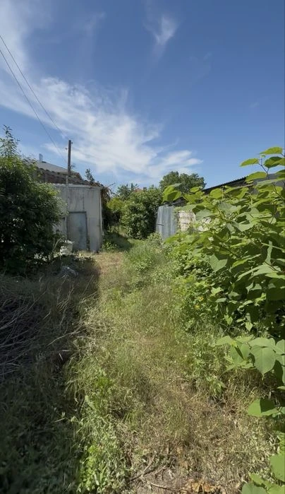 I will sell a plot of land on Bazhan / House of Furniture, 9 acres of land!