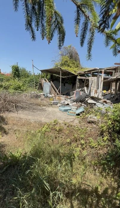 I will sell a plot of land on Bazhan / House of Furniture, 9 acres of land!