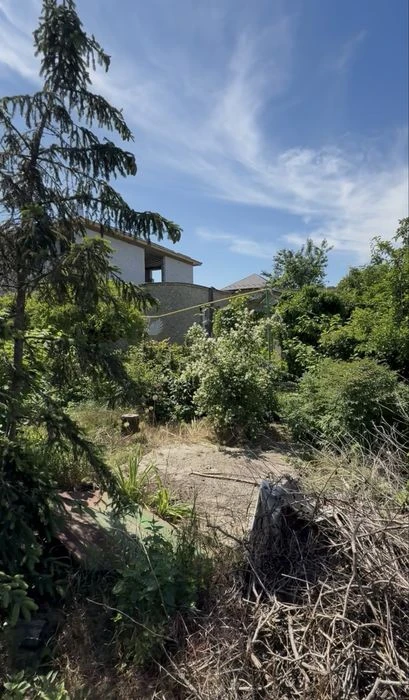 I will sell a plot of land on Bazhan / House of Furniture, 9 acres of land!