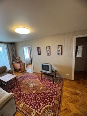 Three-bedroom apartment for sale in Pavlovo Pole, 23 Avgusta metro station, Kloch Street