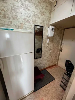 Three-bedroom apartment for sale in Pavlovo Pole, 23 Avgusta metro station, Kloch Street