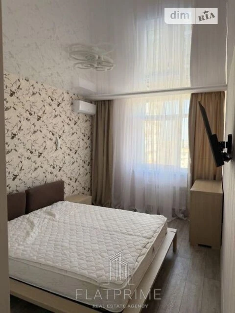 Sale of 1-room apartment 43.3 sq. m on European Union Avenue