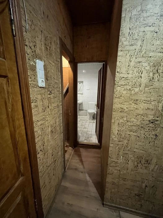 Selling a 3-room apartment in the center of Gosprom, Nezavisimosti Avenue, 7.