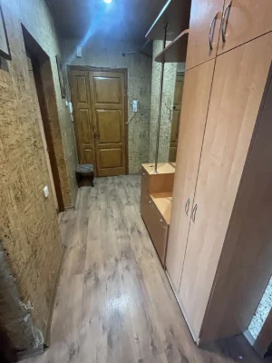 Selling a 3-room apartment in the center of Gosprom, Nezavisimosti Avenue, 7.