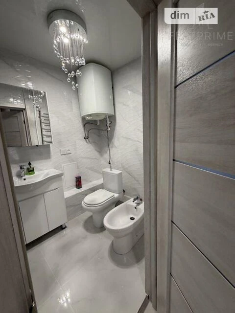 For sale 1-room apartment 40.2 sq. m. on Lvivska Square 1 • ID 346914