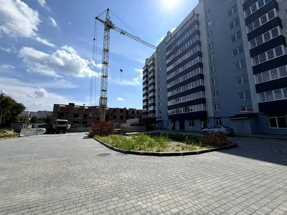 Квартира. Полтава, Героїв України вул. (Героїв Сталінграду),