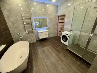 Продам 2к квартиру (81м2), набережная, центр новострой, ЖК Д