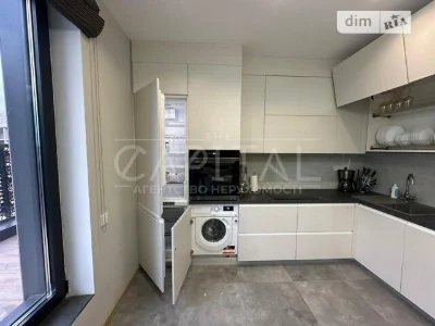 Sale of 2-room apartment 104 sq. m on Naberezhno-Rybalska Street to