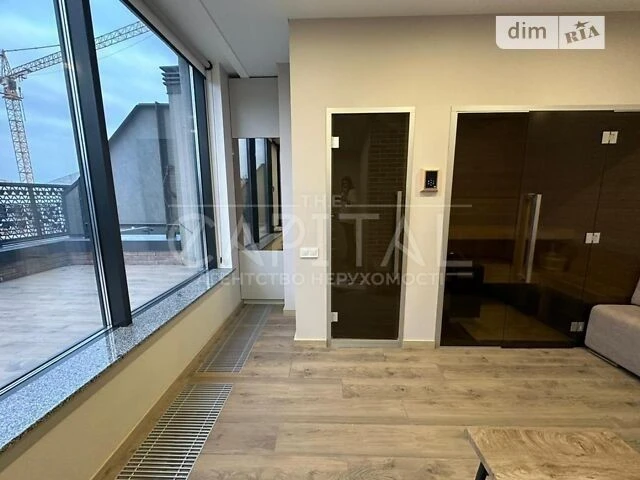 Sale of 2-room apartment 104 sq. m on Naberezhno-Rybalska Street to