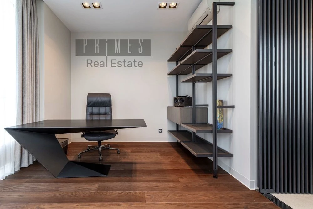 4-room apartment for sale in the residential complex Novopecherski Lipky (Verhoglyada 17, Kv.