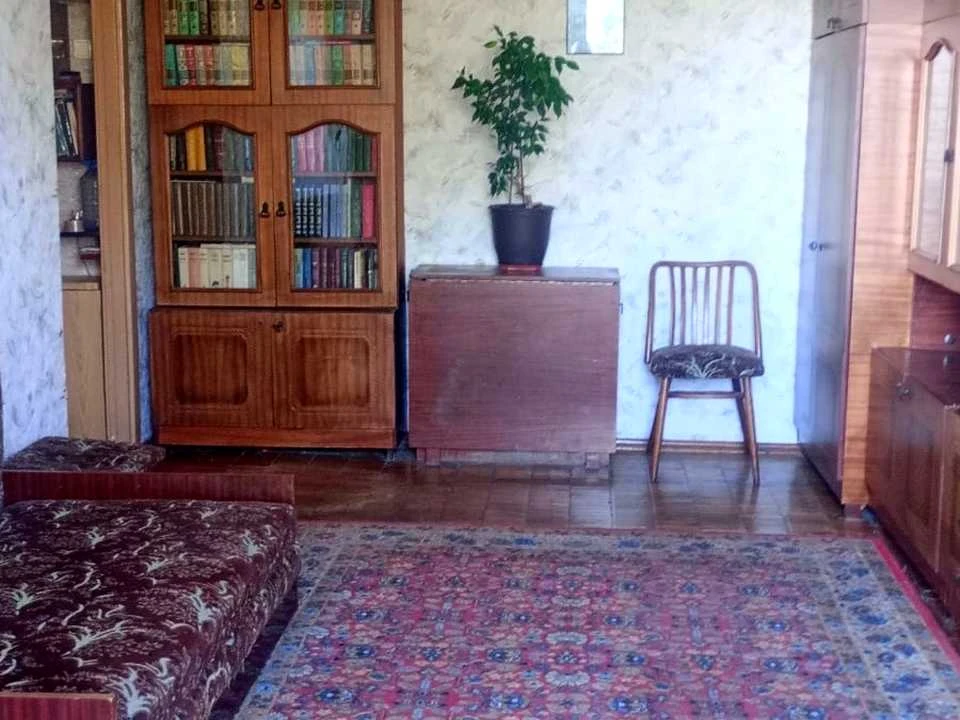 Квартира. Киев, Романа Ратушного ул. (Волгоградская)