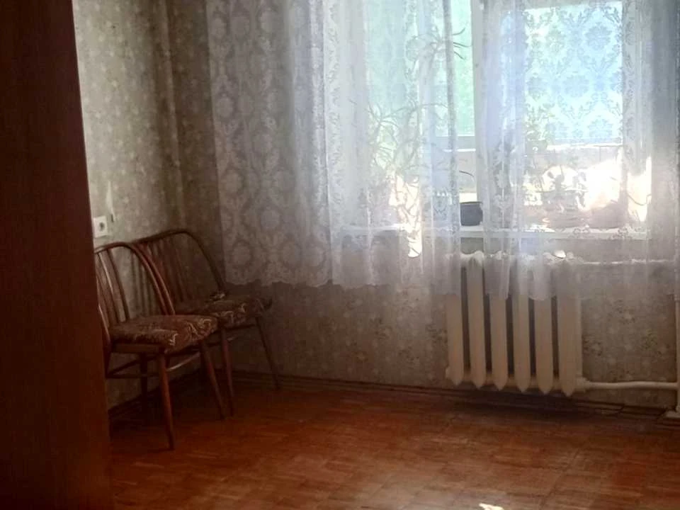 Квартира. Киев, Романа Ратушного ул. (Волгоградская)