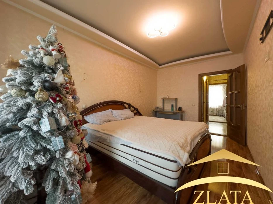 Продаж 3-к квартири на Бабурці