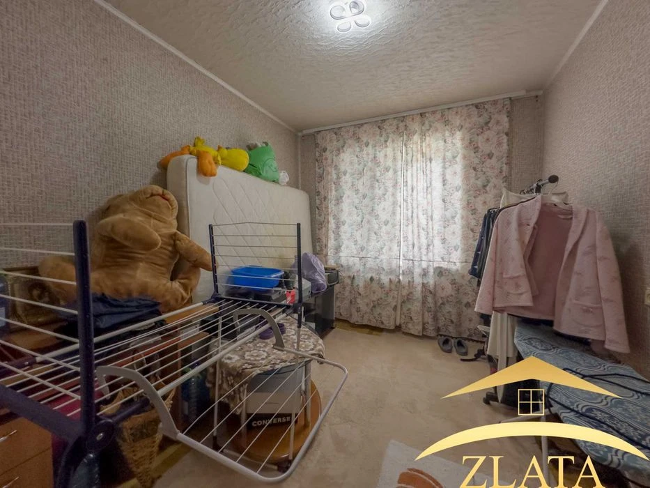 Продаж 3-к квартири на Бабурці