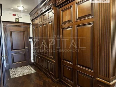 Sale of 3-room apartment 94 sq. m. on Andriy Verkhoglyada St. 11 • I