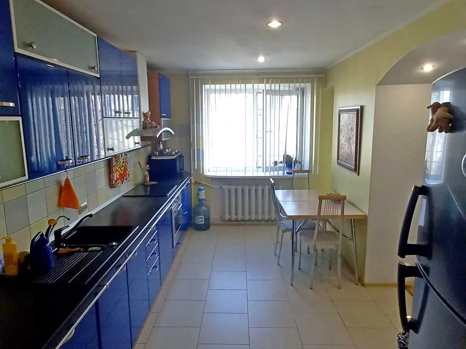 Apartment. Dnipro, Universal Avenue.