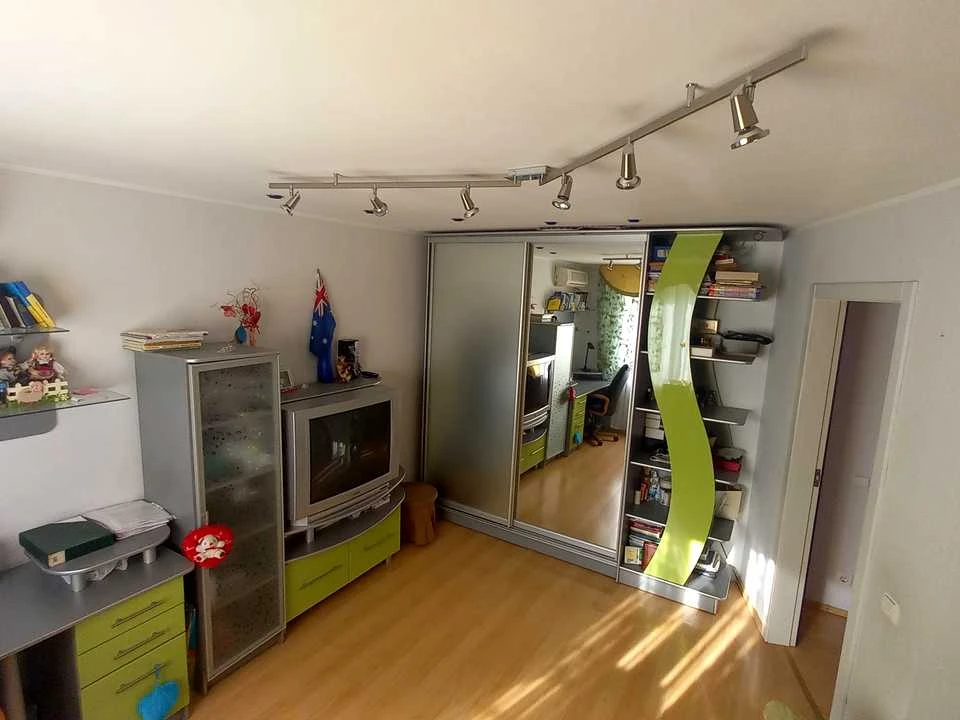 Apartment. Dnipro, Universal Avenue.